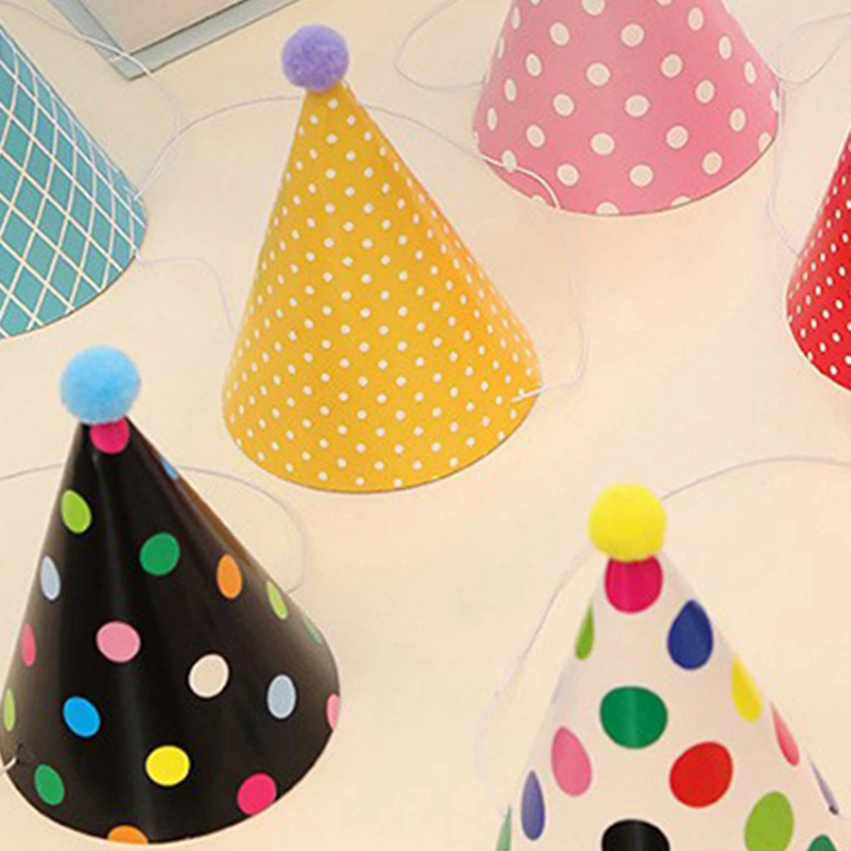 Chapeau trompette pour fête d' - Party Hat Cone avis et prix