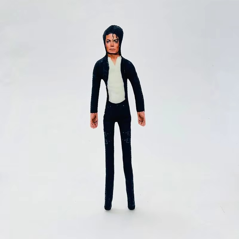 Figurine en peluche articulée  - Eve Party avis et prix