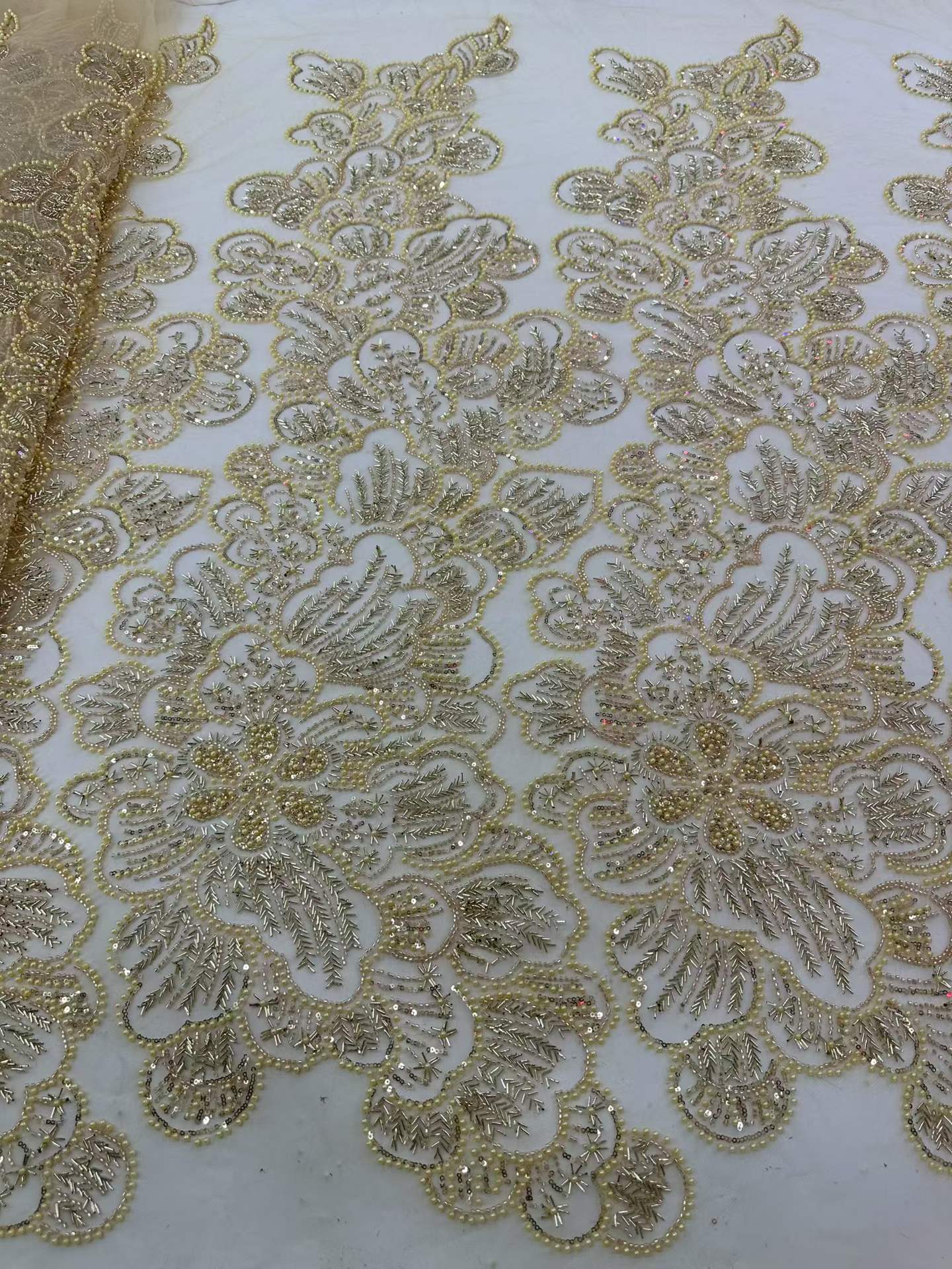 Tissu pour robe de mariée 2027 - Glitter Tablecloth avis et prix